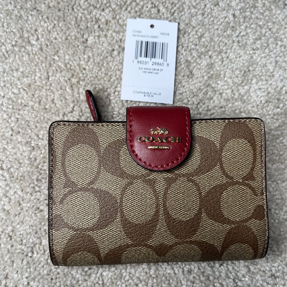NWT Coach Cherry Red and Brown Signature medium corner zip Wallet - Picture 6 of 11